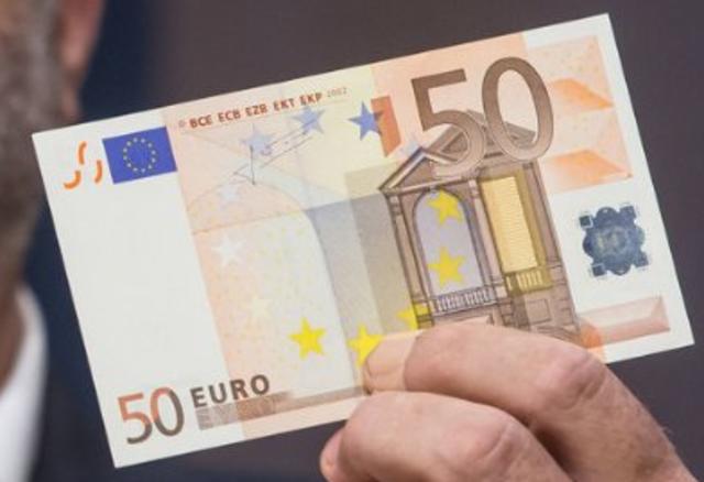 Евро старые купюры. 50 Евро купюра 2002. Евро банкноты 50 евро 2002. Купюра 50 евро 2002 года. 50 Евро купюра 2017.