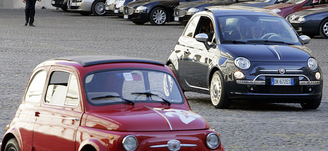 Fiat обвиненяют в манипуляциях с вредными выбросами